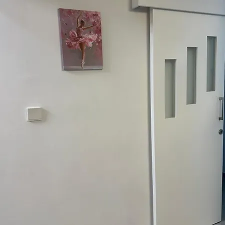 Near Finikoudes 3 公寓 *