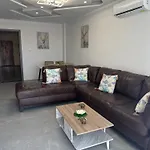 Near Finikoudes 3 لارنكا