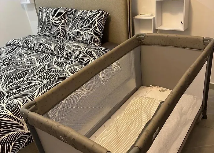 アパート Near Finikoudes 3 *